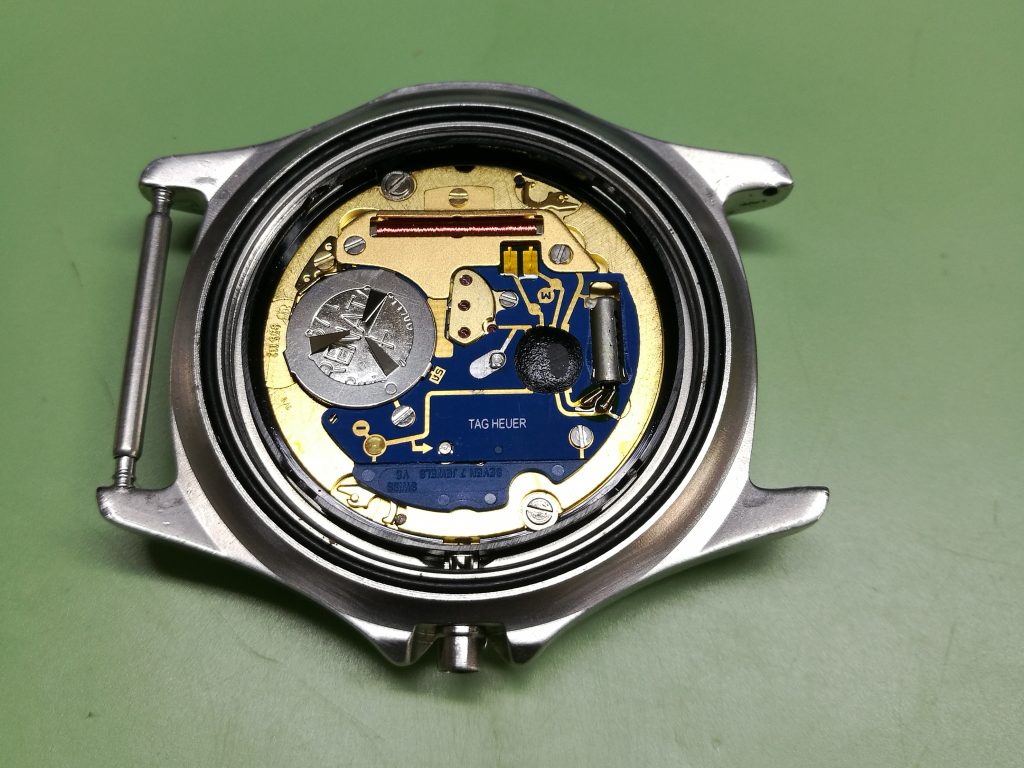 Watch Battery Replacement and Pressure Test - O.N. Atelier